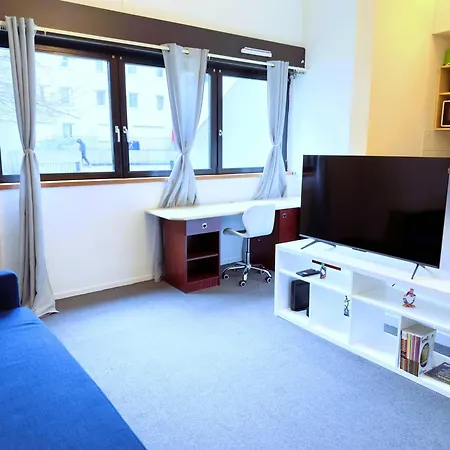 Cleva Getaways Apartment