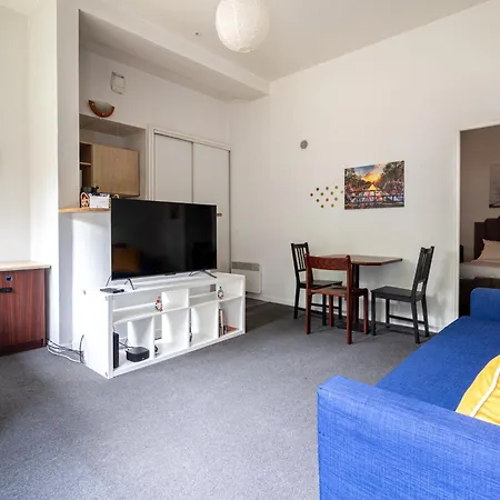 Cleva Getaways パリ