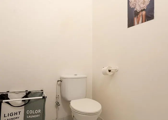 Cleva Getaways * Paris