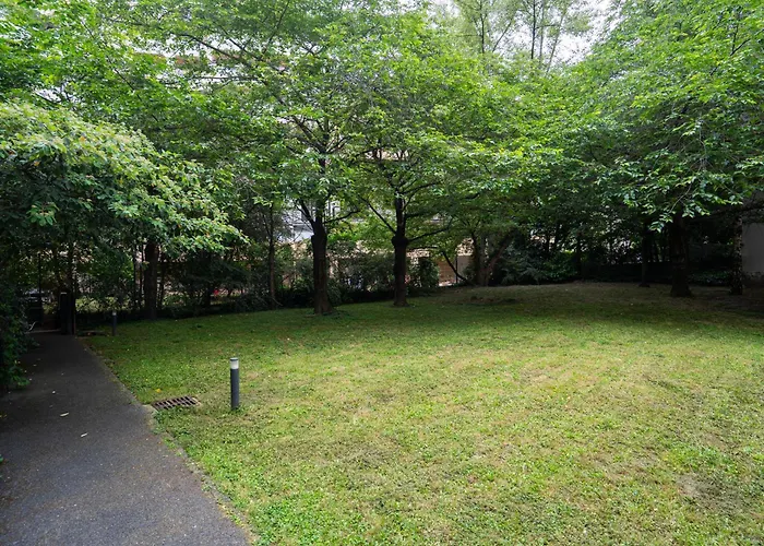 Cleva Getaways Paris