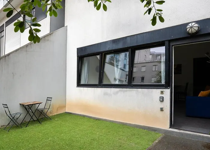 Cleva Getaways * Paris